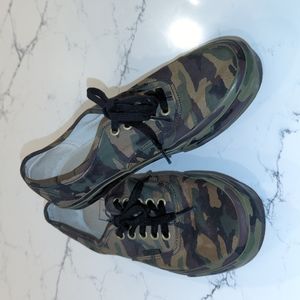 Vans Camouflage canvas shoes